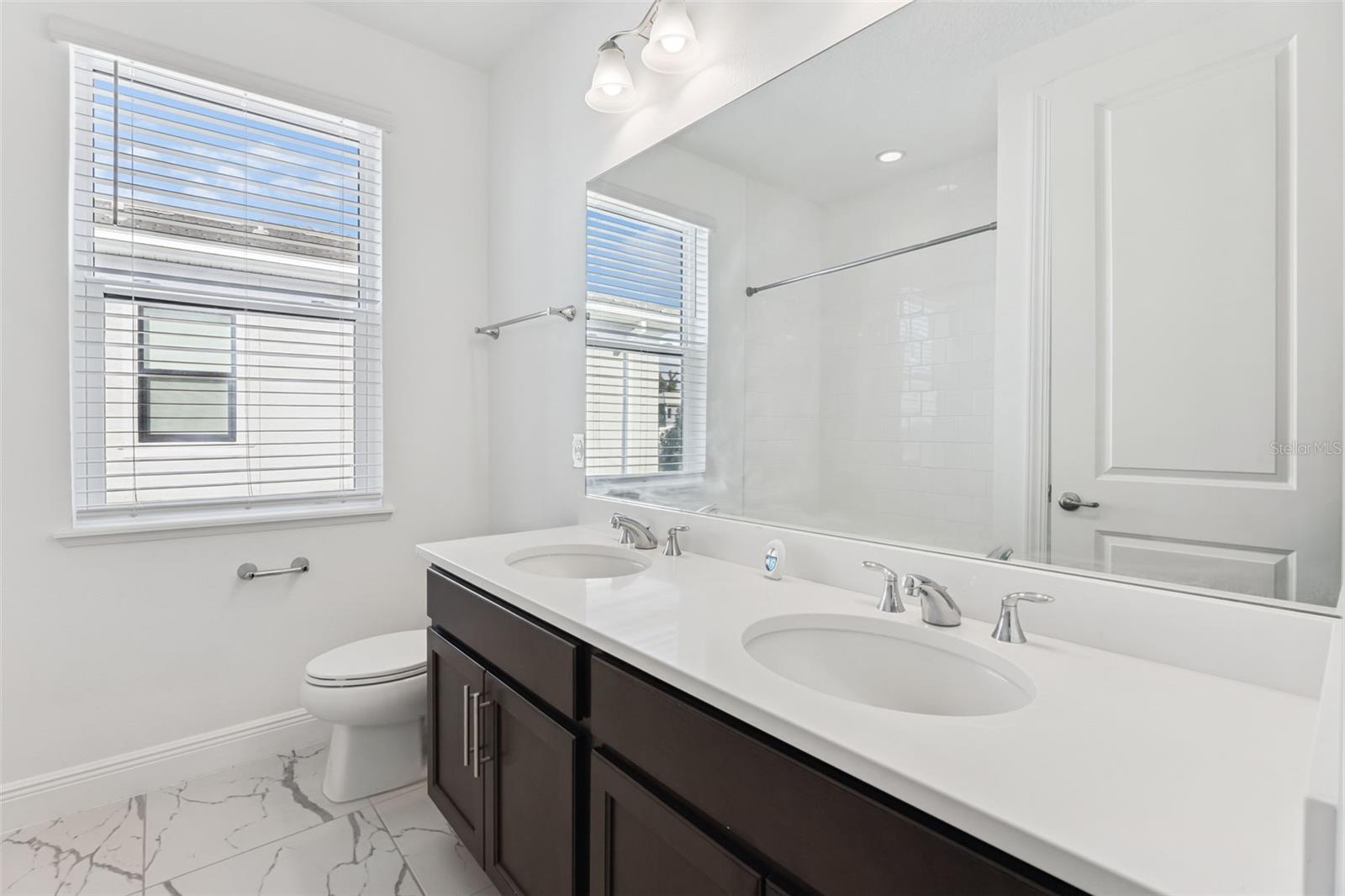 Image 33 of 60 For 16812 Bolsena Drive