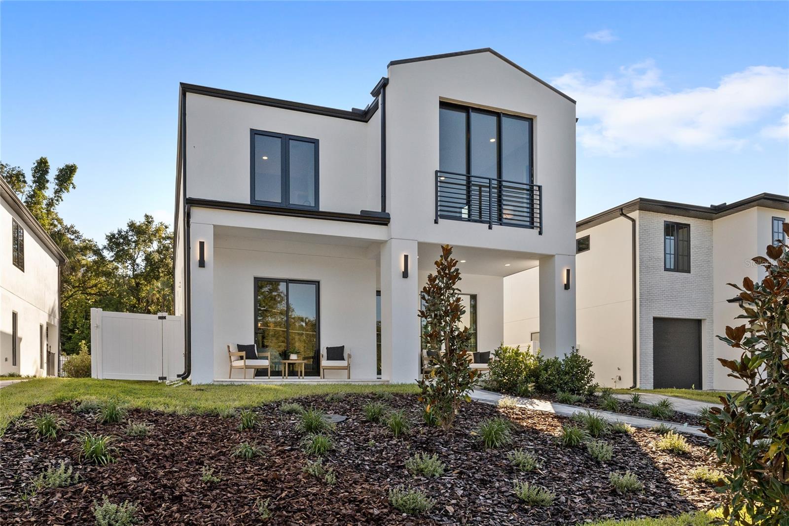 Image 55 of 60 For 921 Lake Emerald Drive