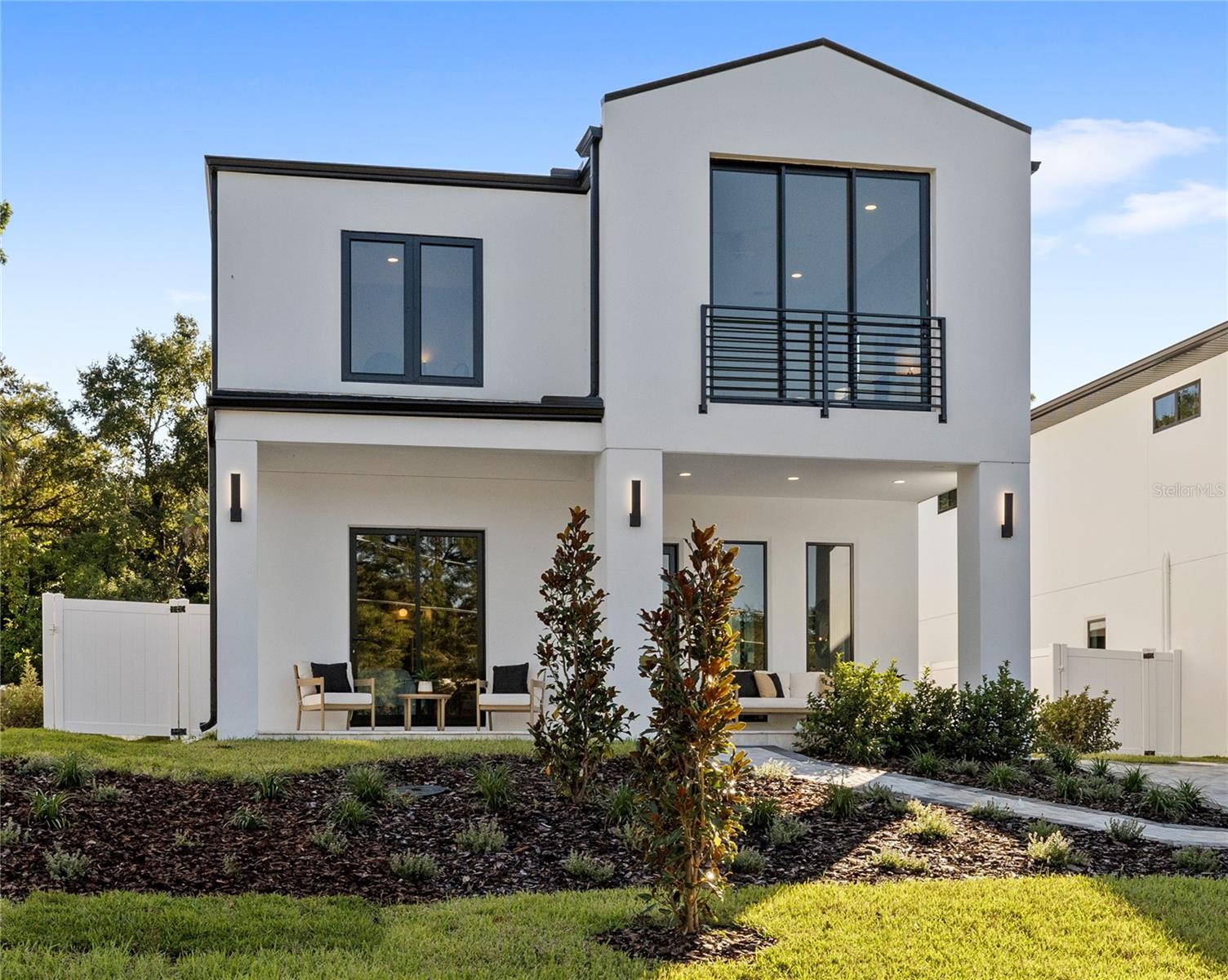 Image 60 of 60 For 921 Lake Emerald Drive