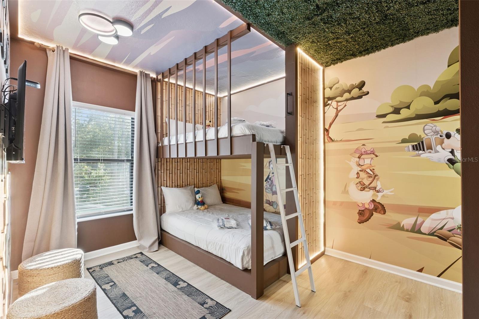 Image 13 of 42 For 10352 Ebb Tide Lane