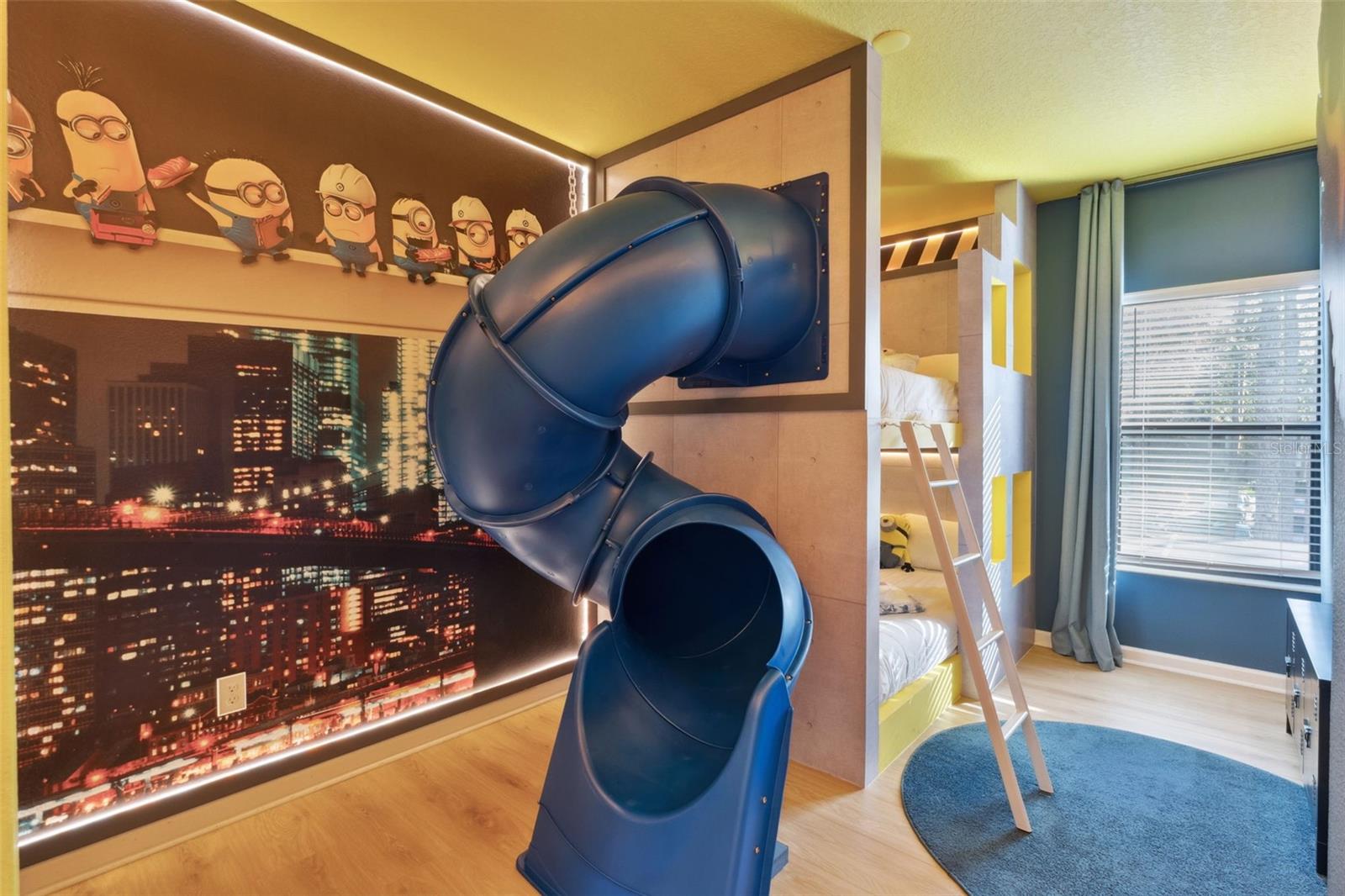 Image 15 of 42 For 10352 Ebb Tide Lane