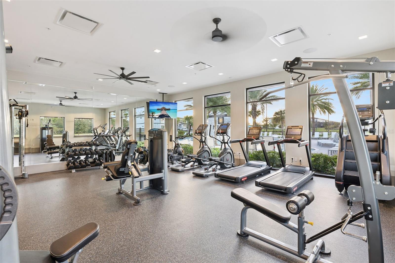 Image 30 of 42 For 10352 Ebb Tide Lane