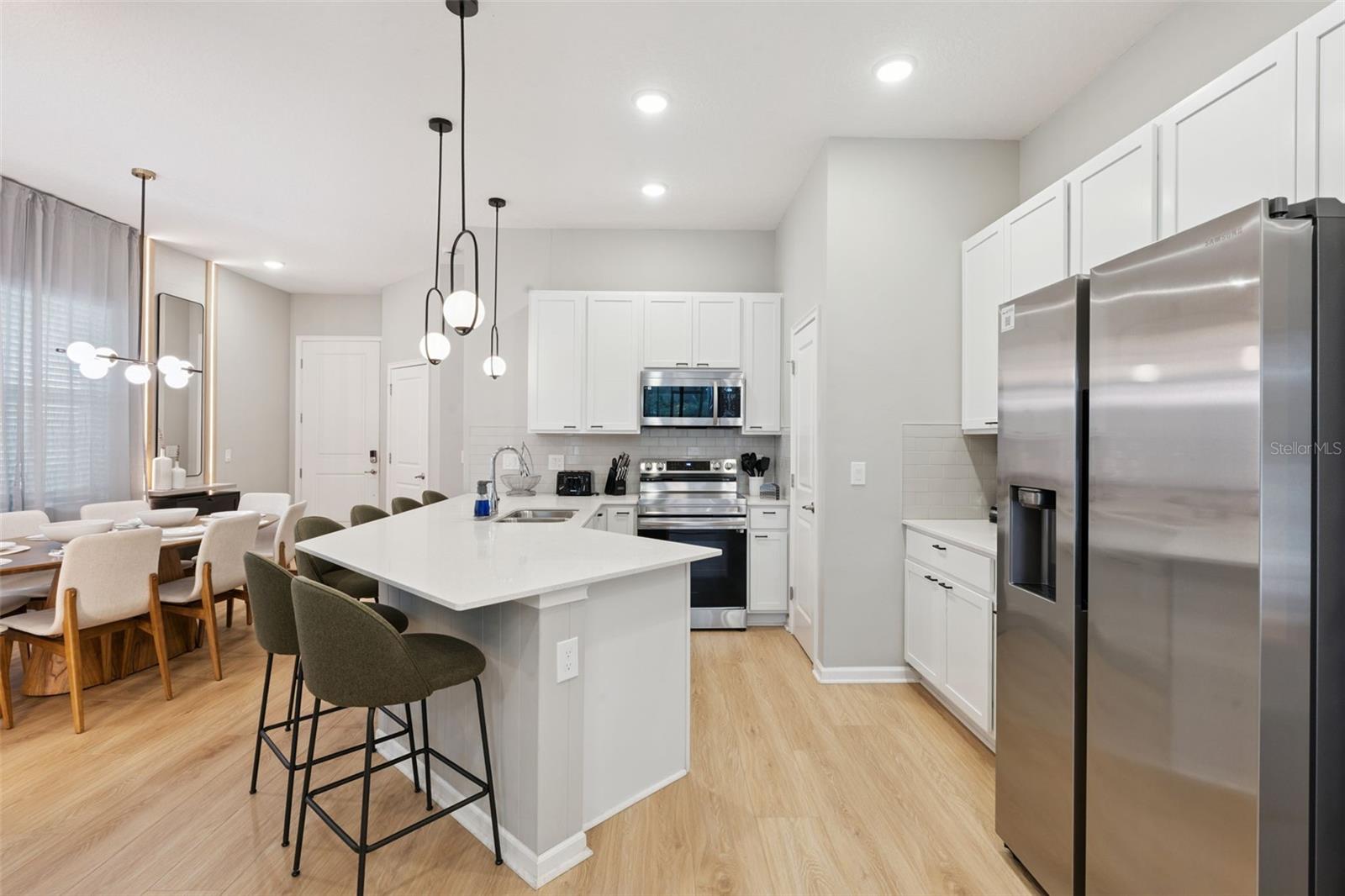 Image 6 of 42 For 10352 Ebb Tide Lane