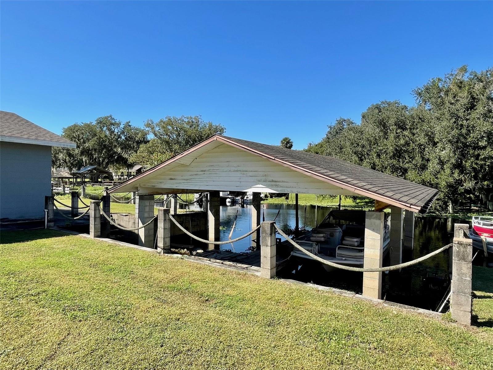 Image 11 of 29 For 2064 Shady Ln.