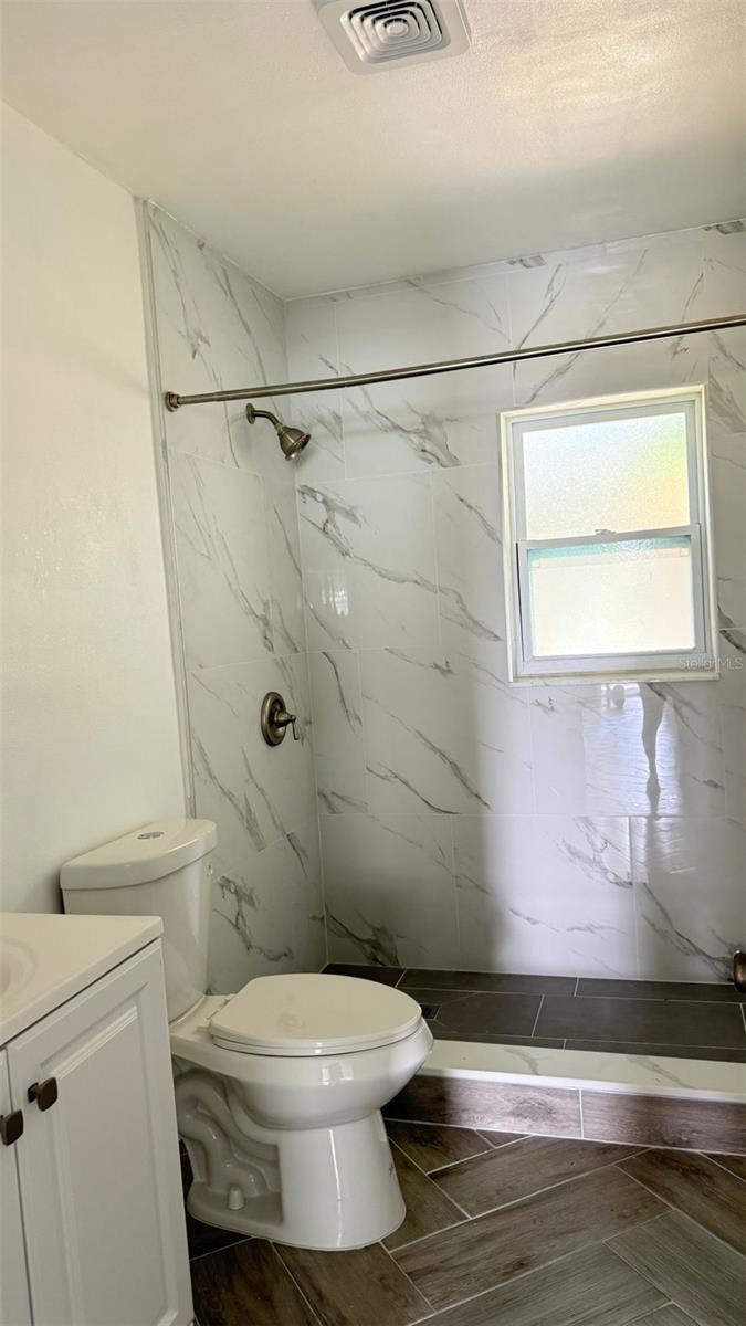 Image 11 of 16 For 1760 Tee Dee Lane