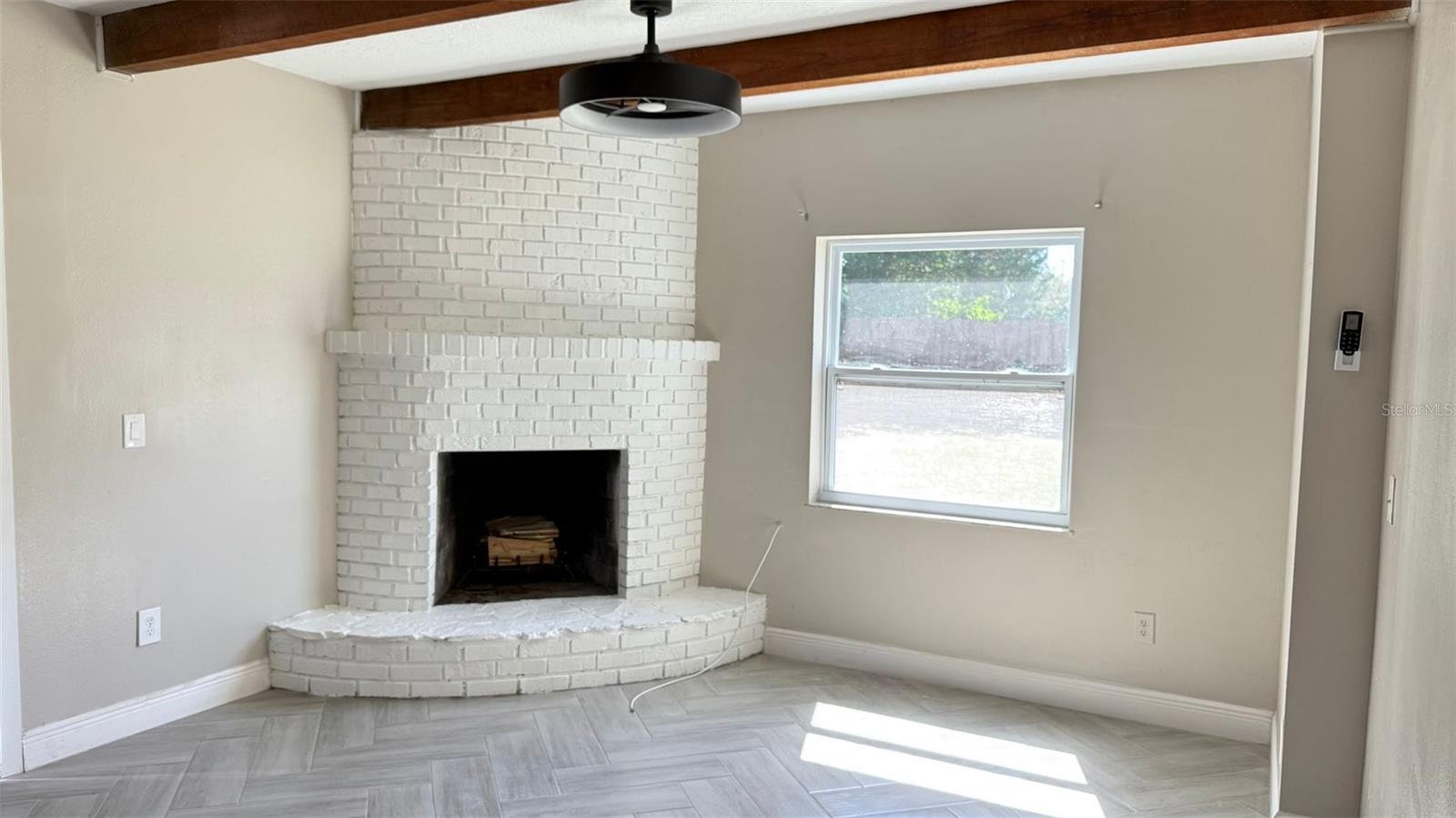 Image 9 of 16 For 1760 Tee Dee Lane