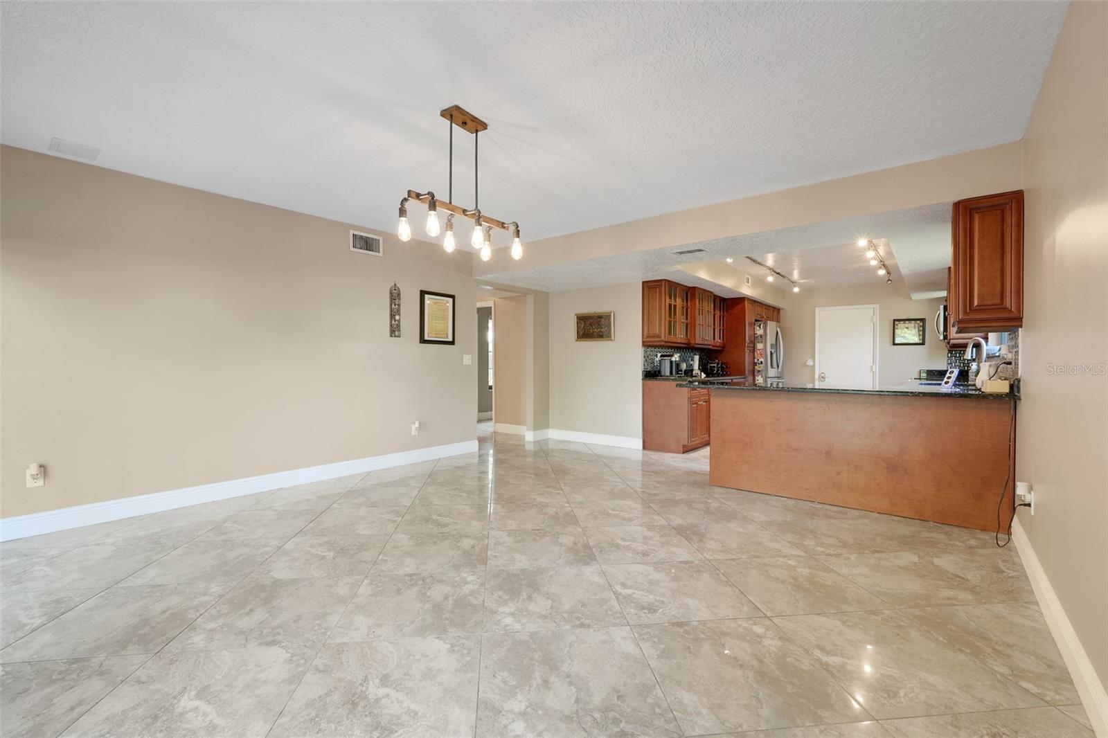 Image 18 of 46 For 6809 Parson Brown Drive