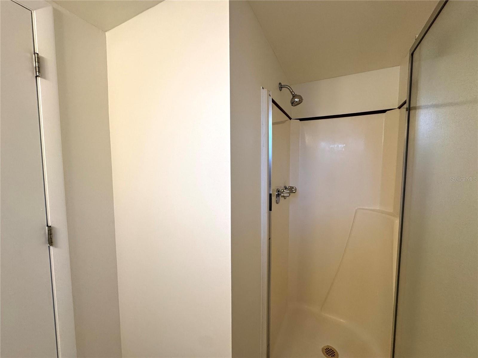 Image 13 of 20 For 4589 Lighthouse Circle 51