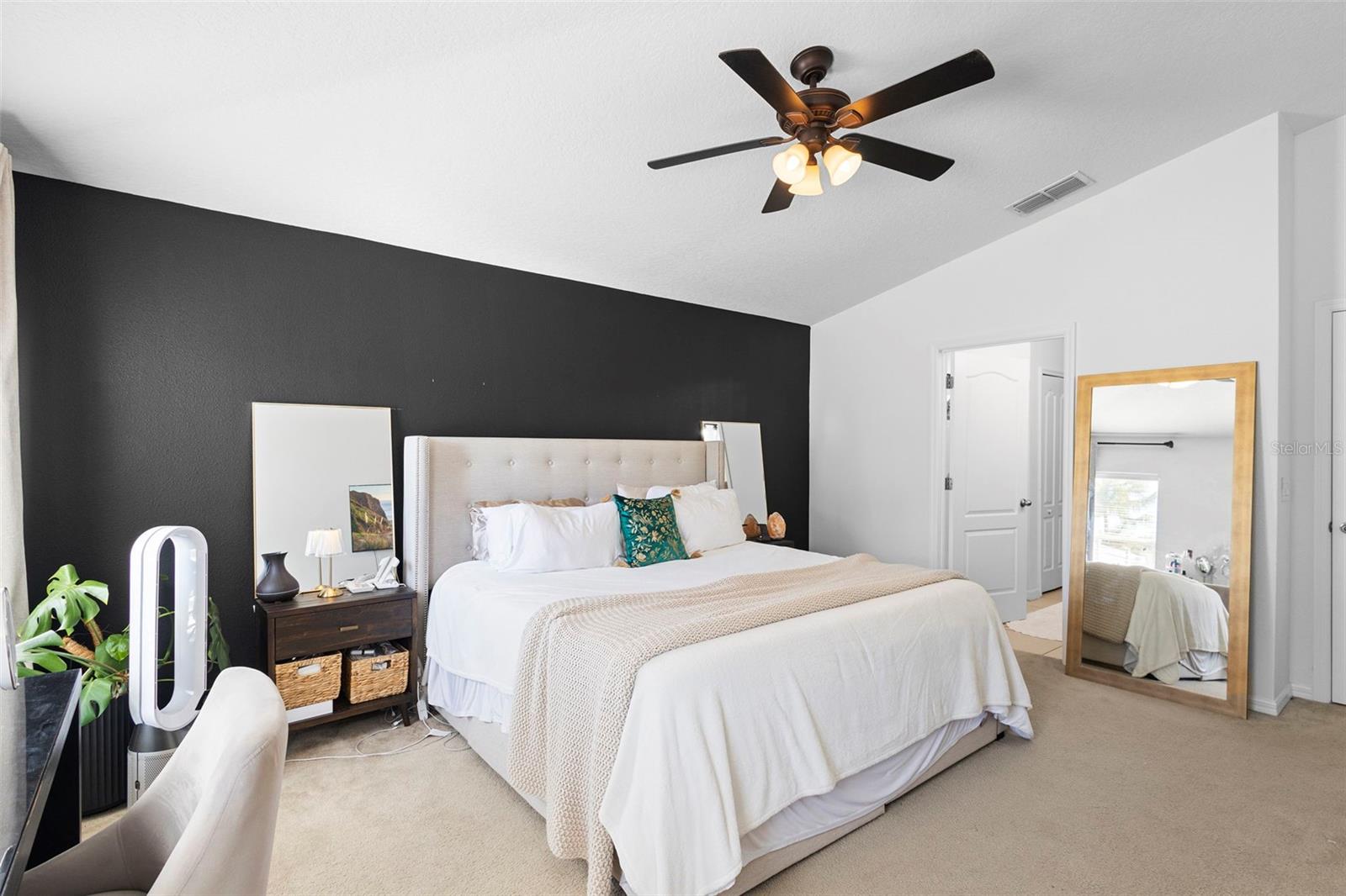 Image 16 of 49 For 10871 Cabbage Tree Loop