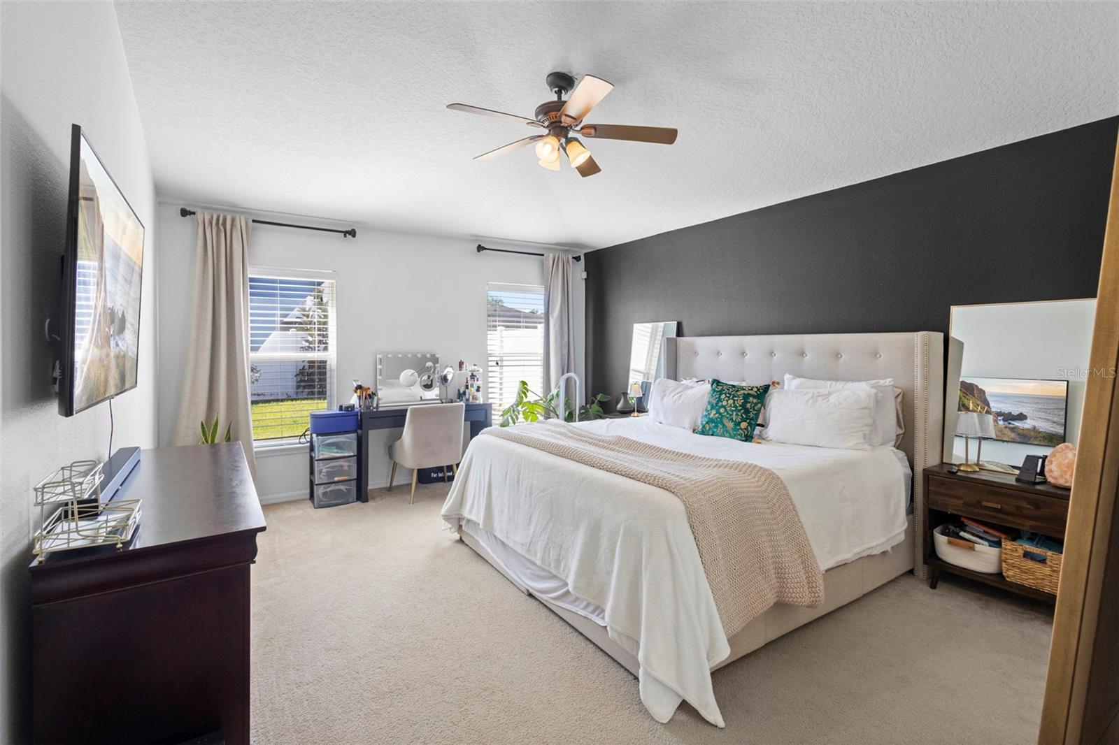 Image 17 of 49 For 10871 Cabbage Tree Loop