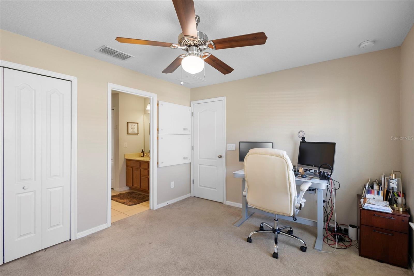 Image 22 of 49 For 10871 Cabbage Tree Loop