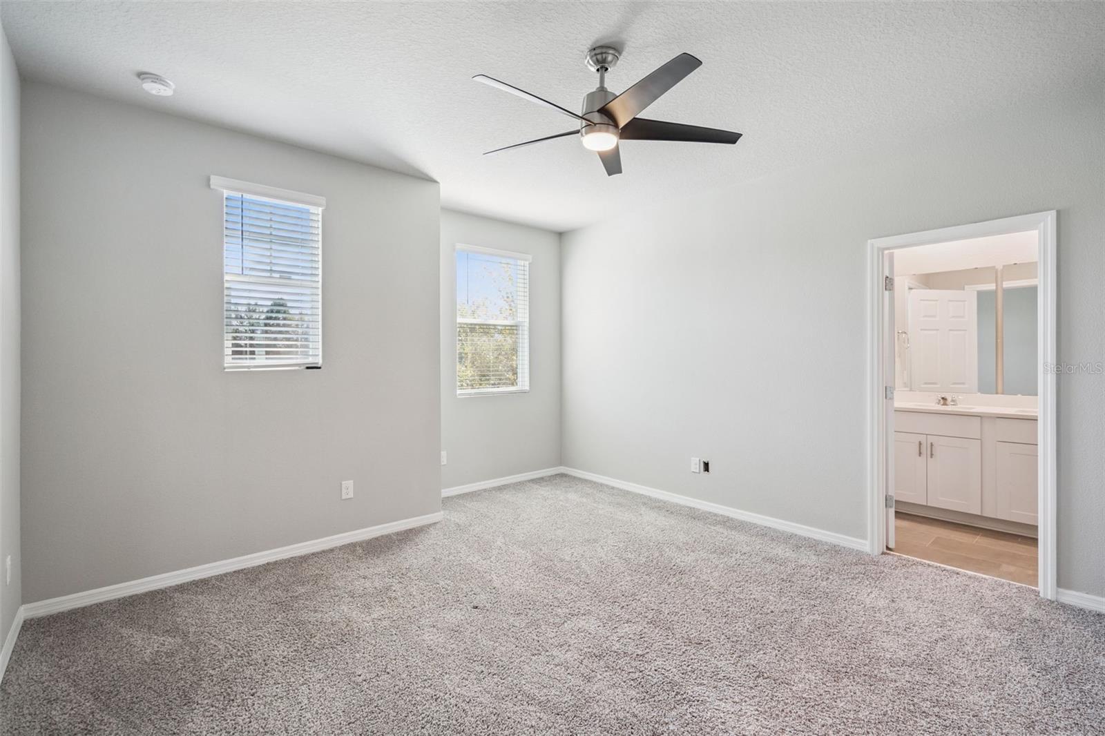 Image 21 of 60 For 988 Legacy Winds Way