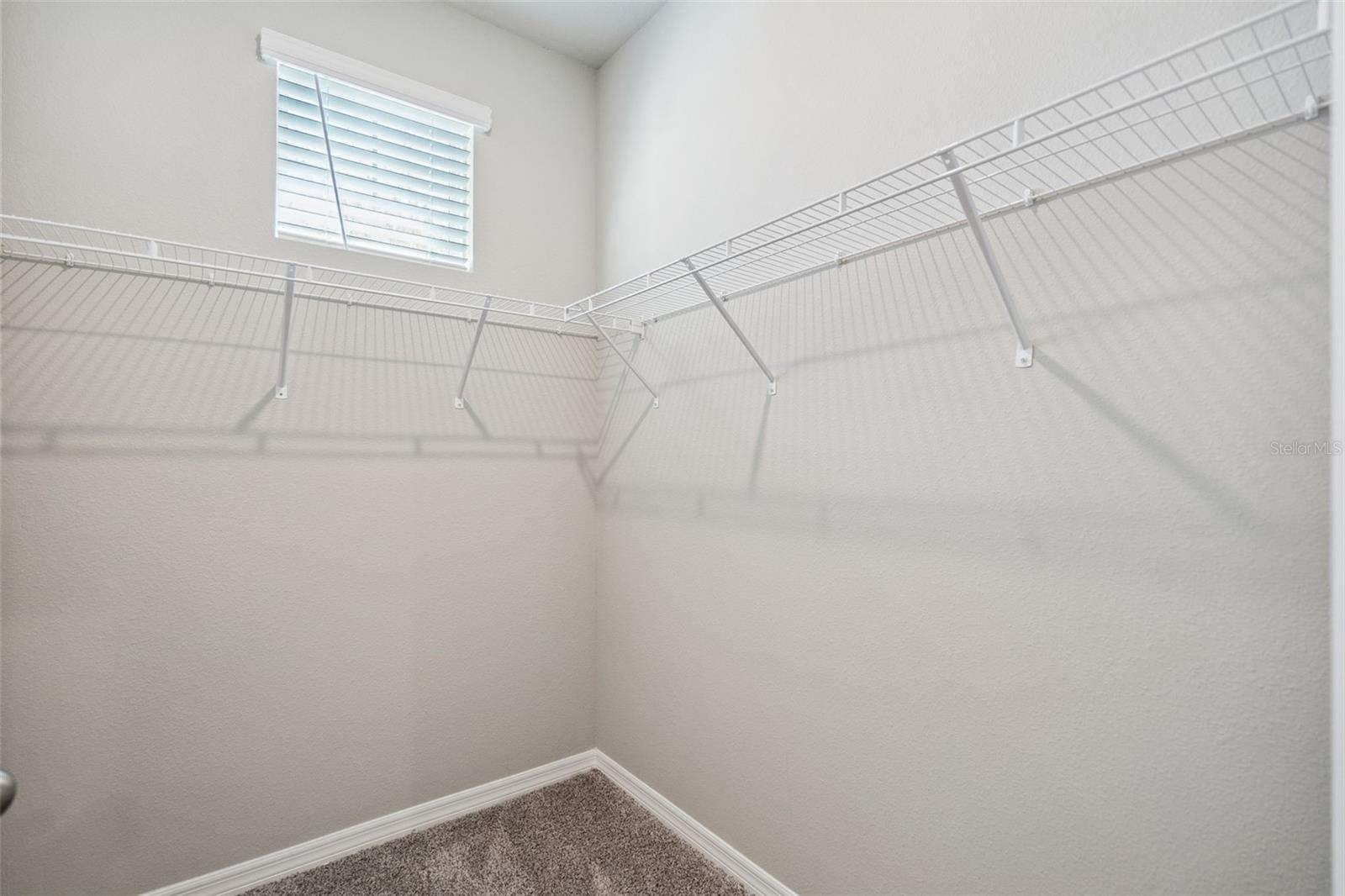 Image 23 of 60 For 988 Legacy Winds Way