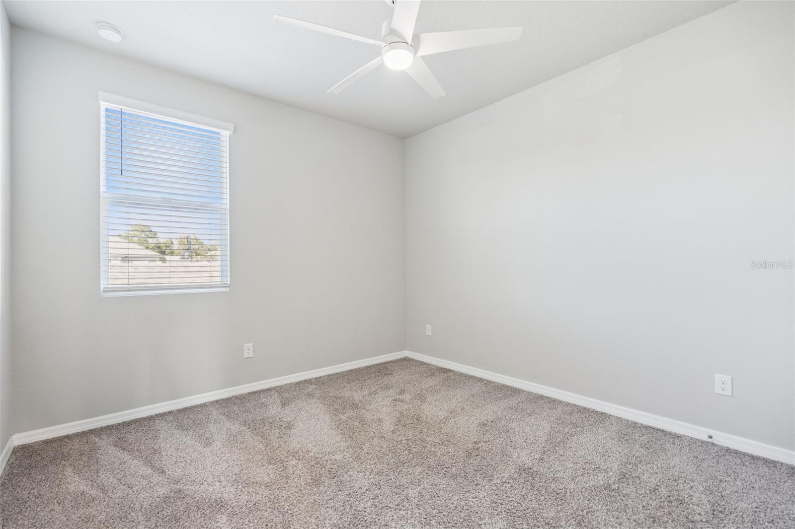 Image 30 of 60 For 988 Legacy Winds Way