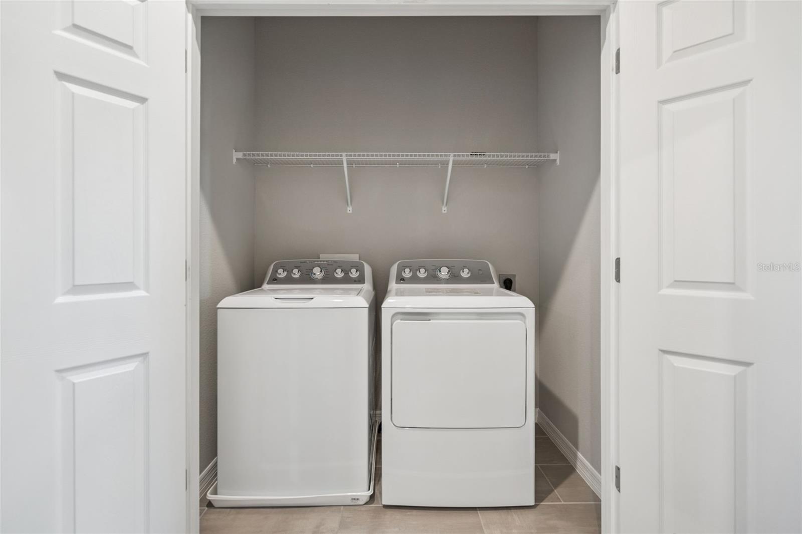 Image 31 of 60 For 988 Legacy Winds Way