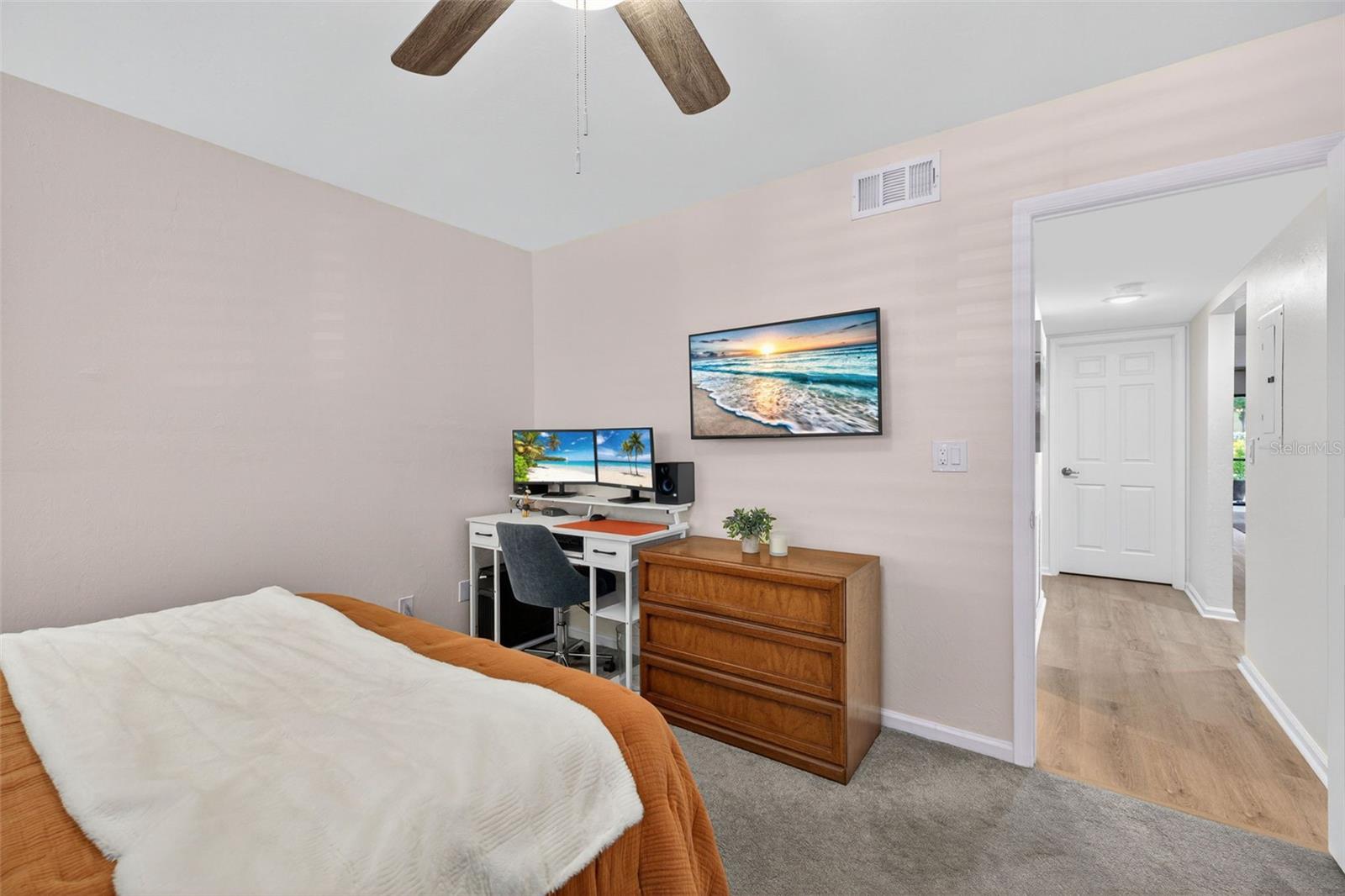 Image 17 of 45 For 9845 Citadel Lane 105