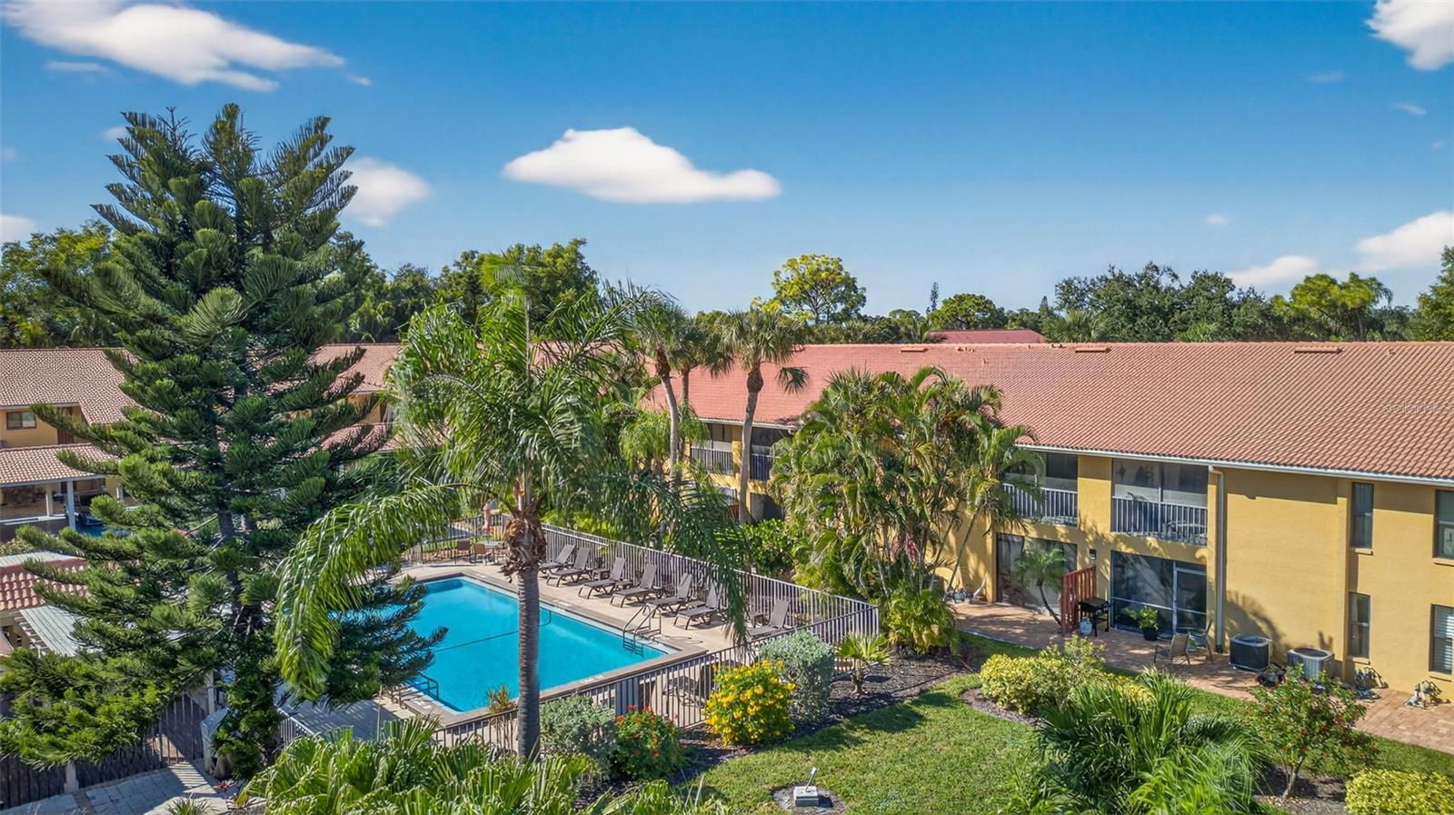 Image 32 of 45 For 9845 Citadel Lane 105