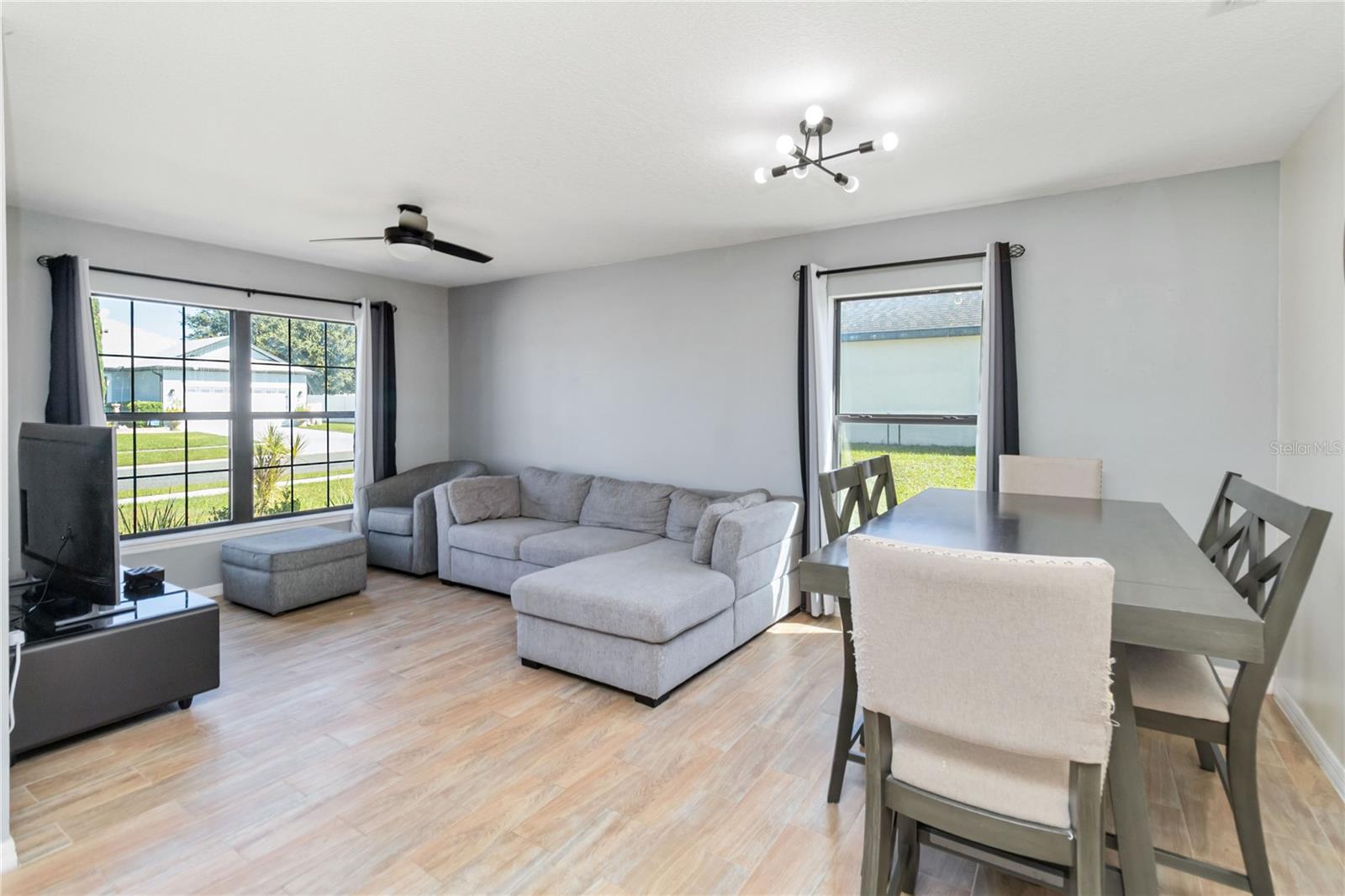 Image 3 of 24 For 559 Siesta Key Avenue