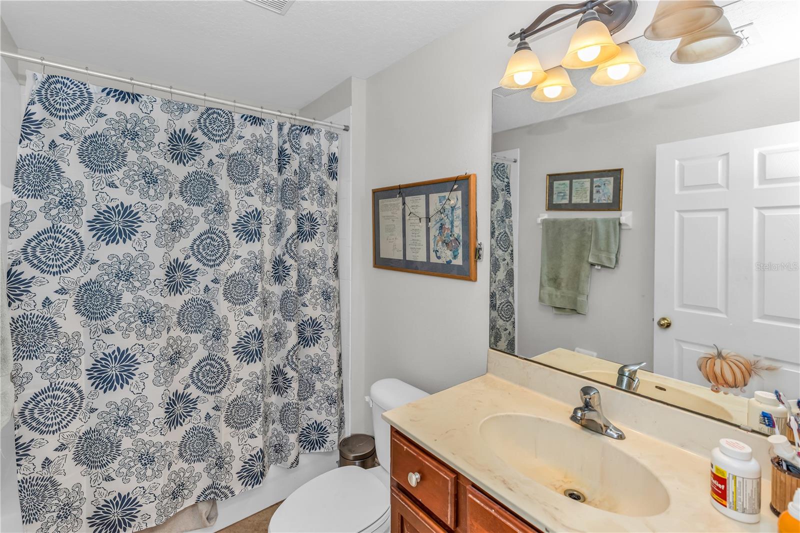 Image 23 of 41 For 150 Sheryl Drive