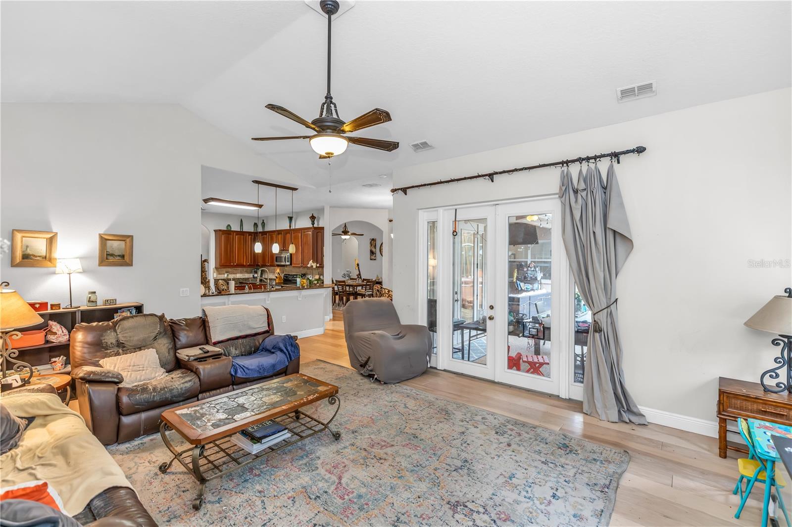 Image 4 of 41 For 150 Sheryl Drive