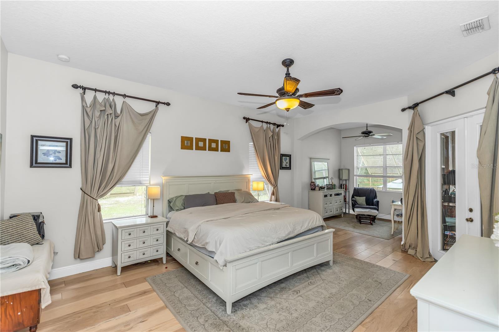 Image 8 of 41 For 150 Sheryl Drive