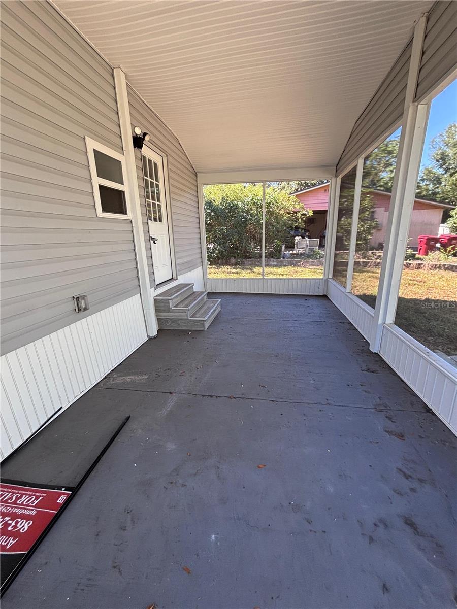 Image 23 of 30 For 702 Hillsboro Street