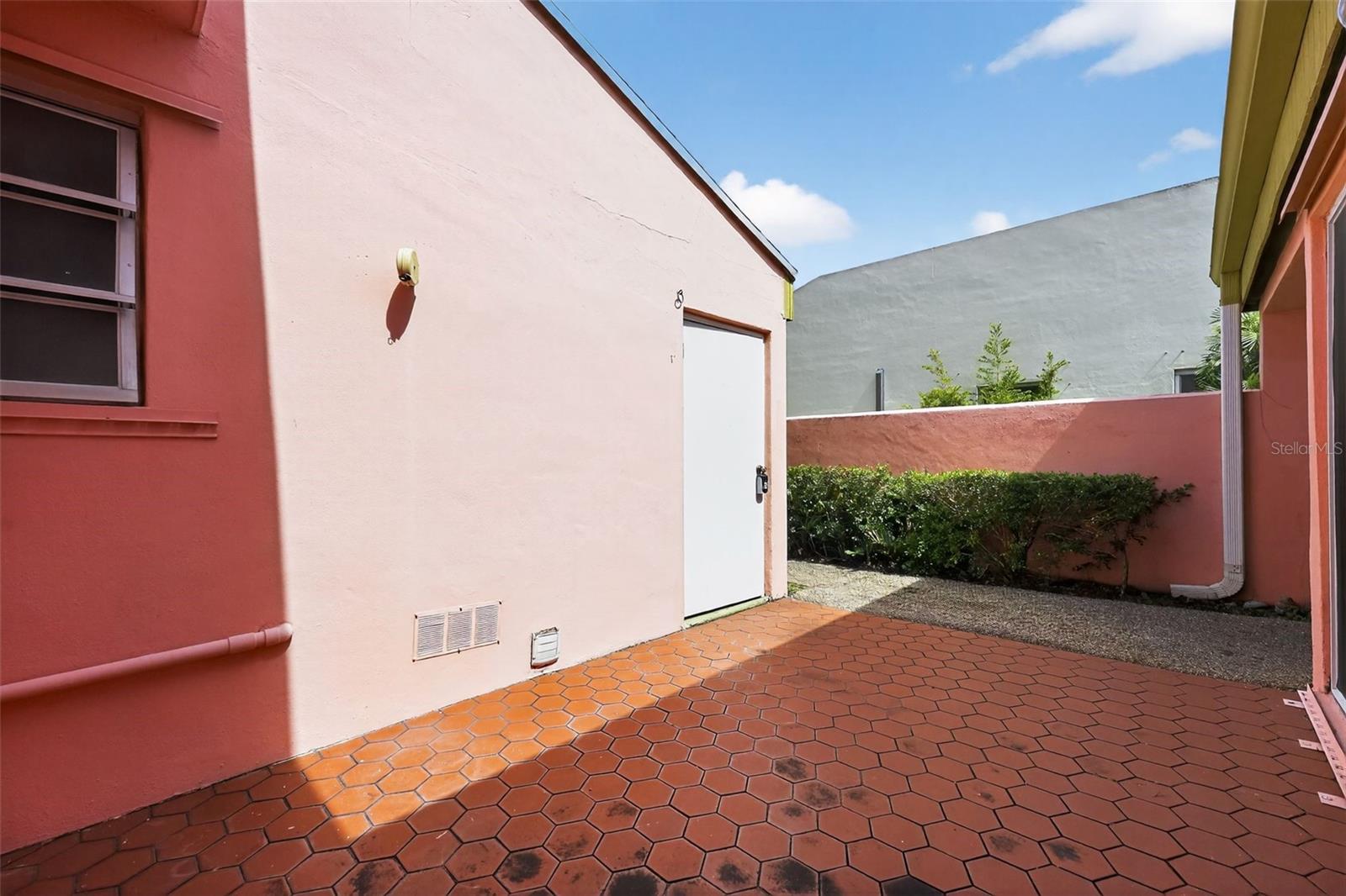 Image 8 of 33 For 11530 83rd  