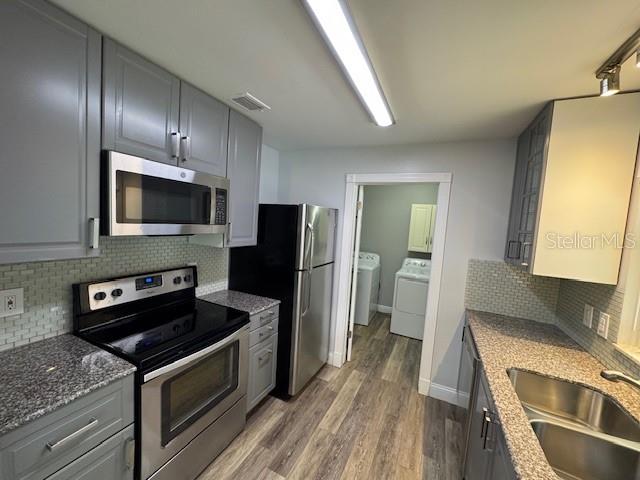 Image 19 of 73 For 413 Citadel Drive