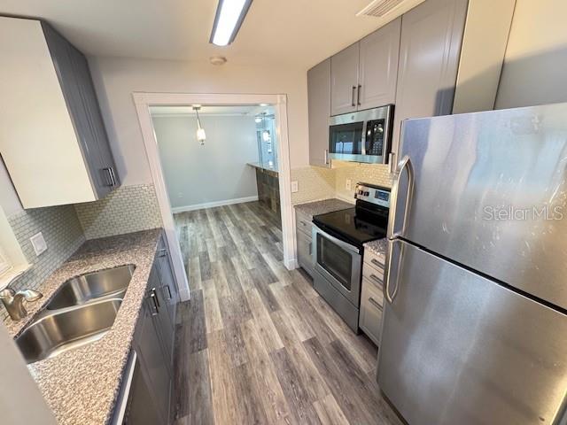 Image 28 of 73 For 413 Citadel Drive