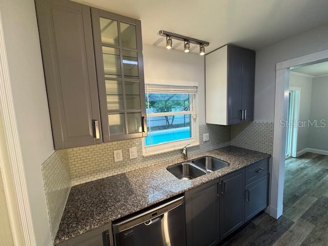 Image 29 of 73 For 413 Citadel Drive