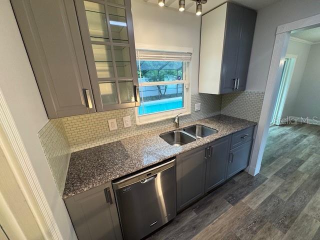 Image 30 of 73 For 413 Citadel Drive