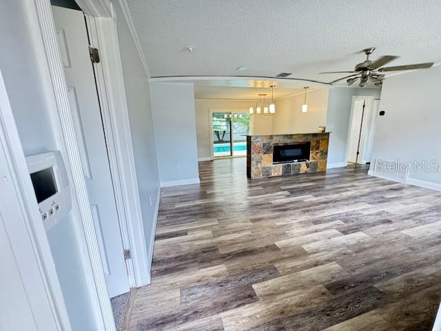 Image 9 of 73 For 413 Citadel Drive