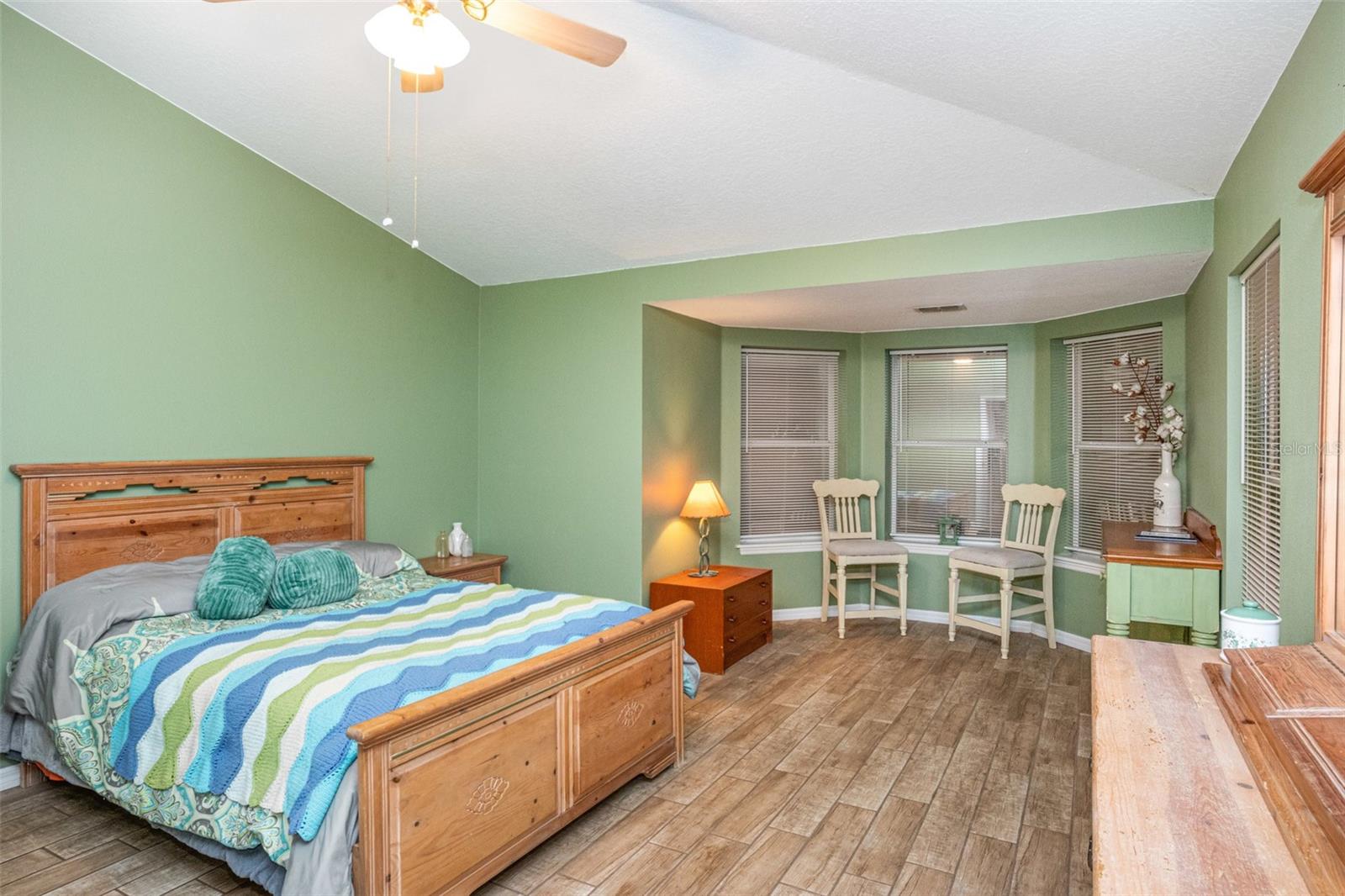 Image 17 of 30 For 1045 State Road 415