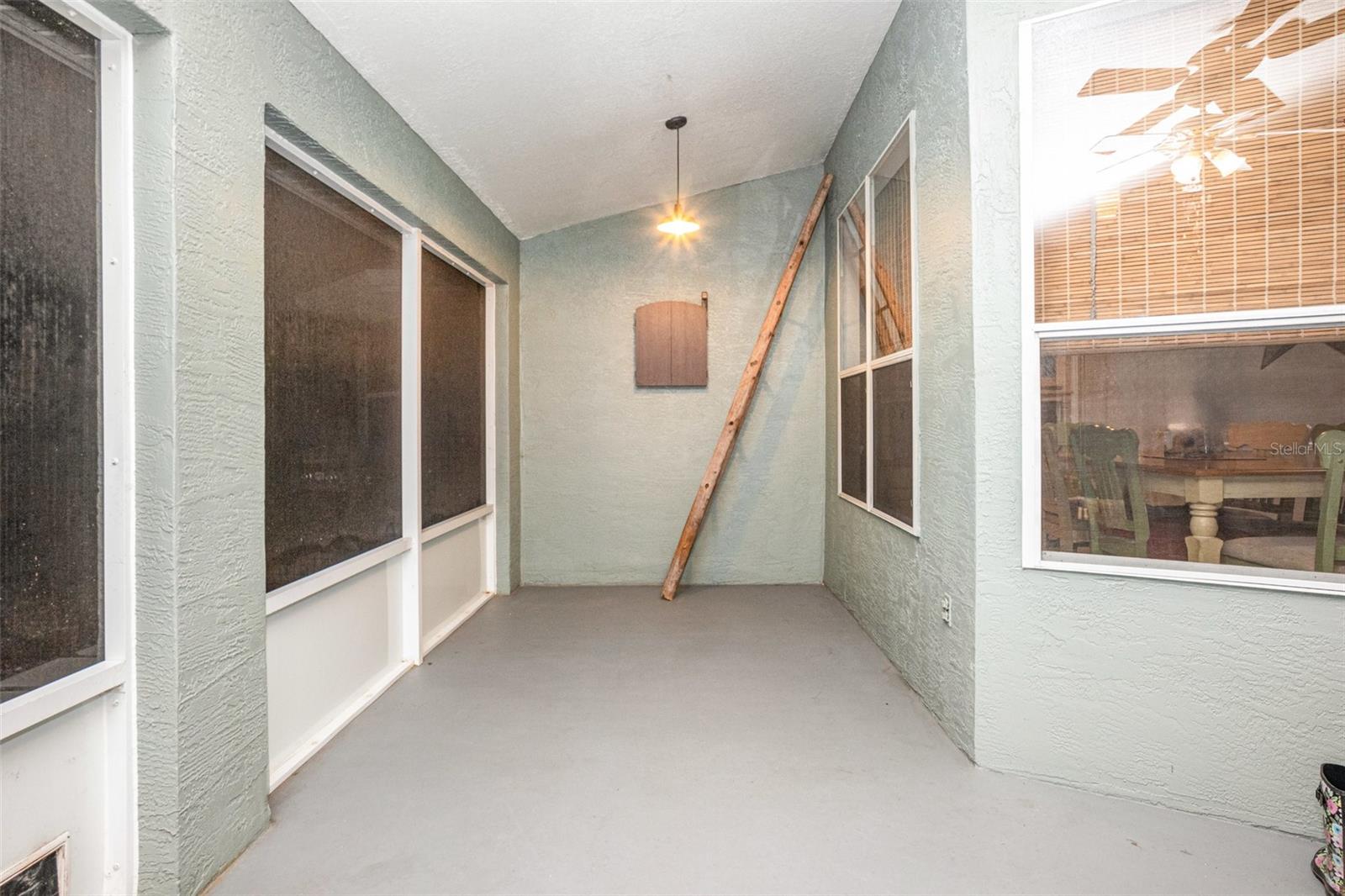 Image 25 of 30 For 1045 State Road 415