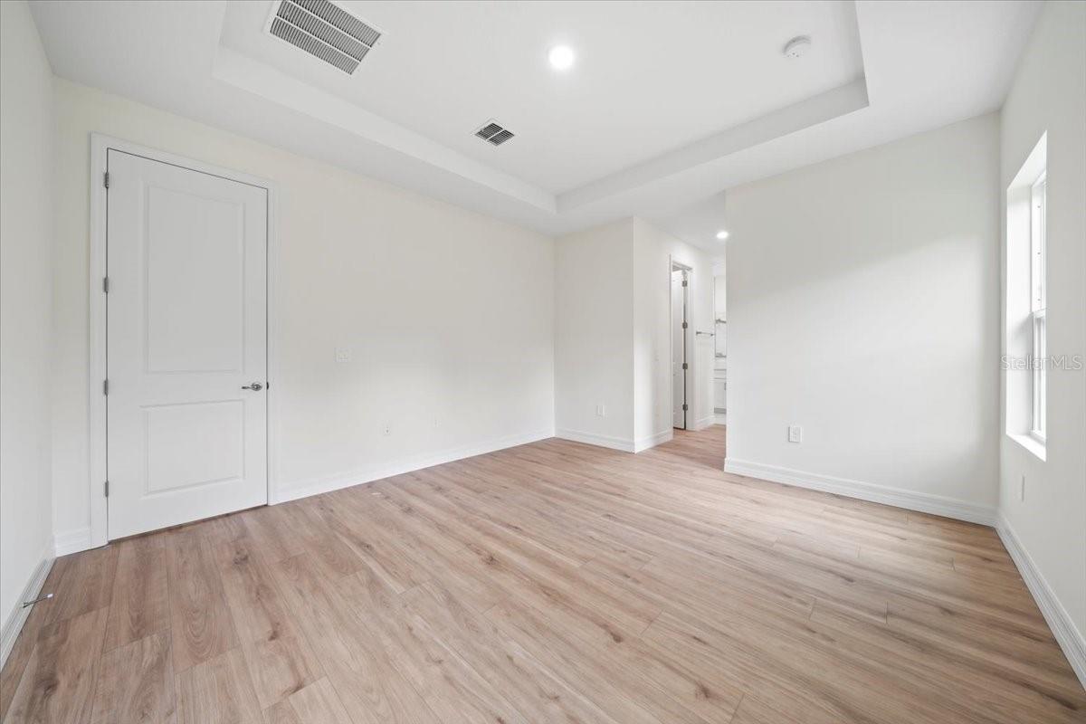 Image 18 of 25 For 2643 Rushmore Street