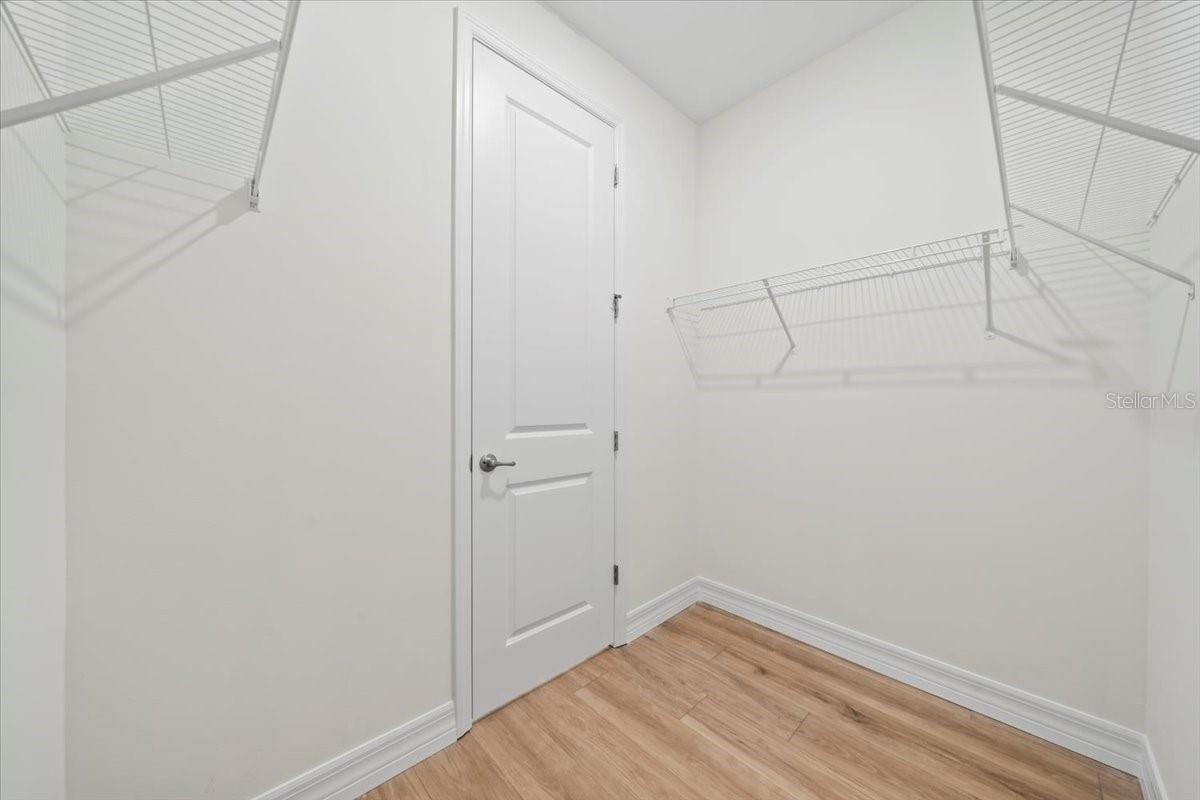 Image 21 of 25 For 2643 Rushmore Street