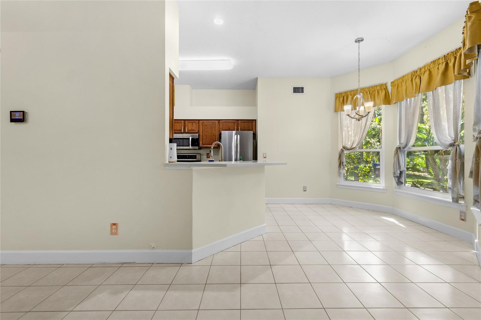 Image 15 of 49 For 3124 Oak Alley Drive