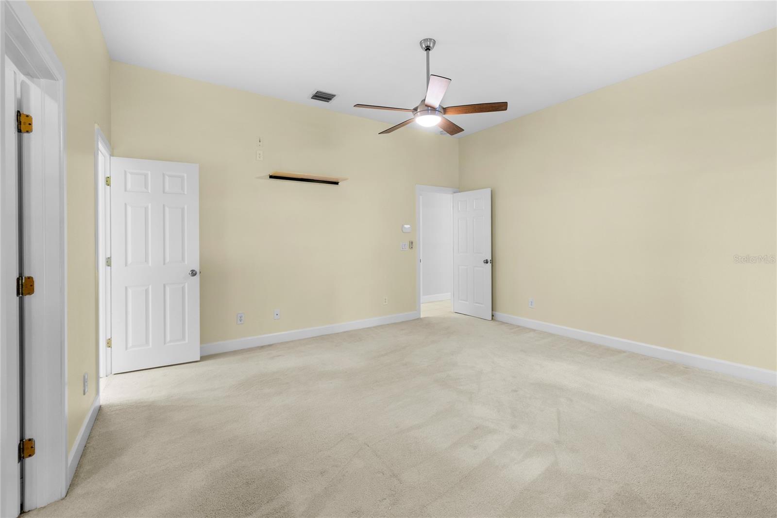 Image 22 of 49 For 3124 Oak Alley Drive