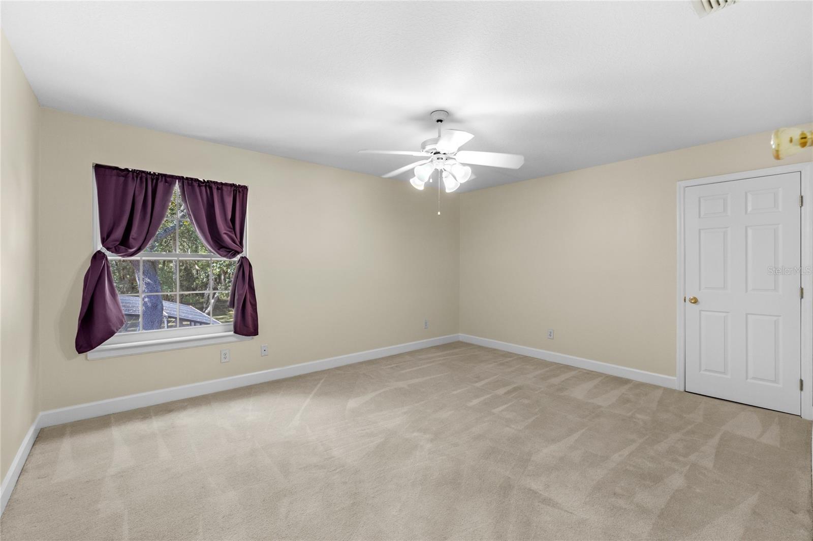 Image 36 of 49 For 3124 Oak Alley Drive