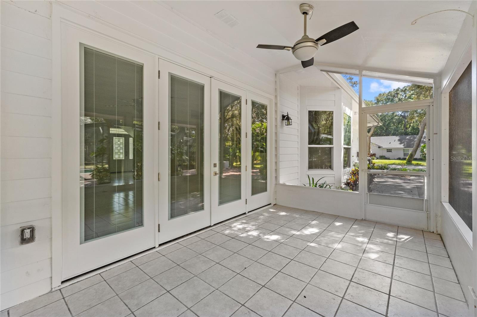 Image 39 of 49 For 3124 Oak Alley Drive