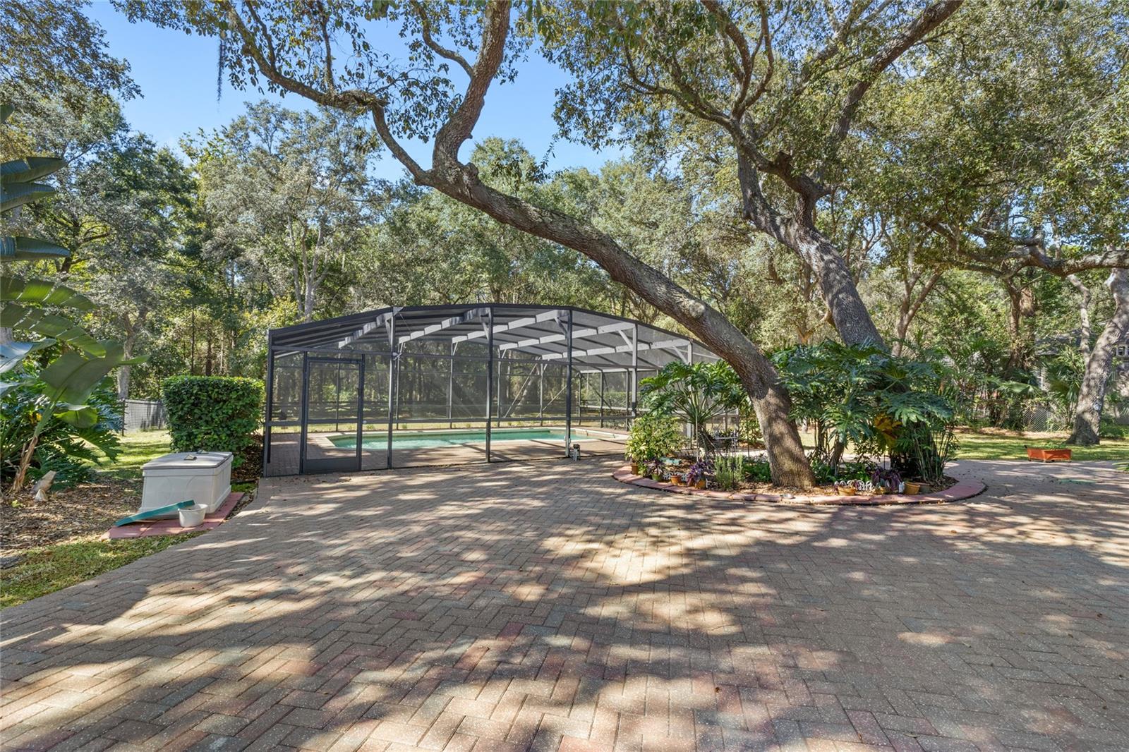 Image 43 of 49 For 3124 Oak Alley Drive