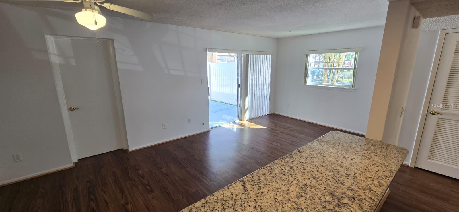 Image 12 of 32 For 824 Town Circle 101