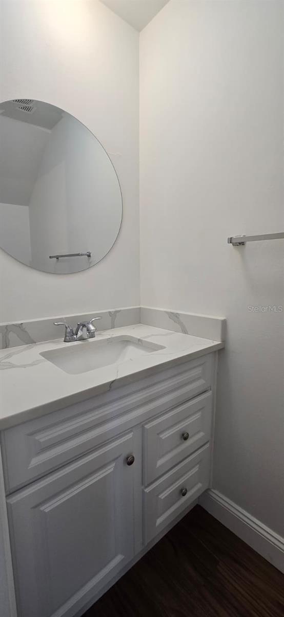 Image 13 of 32 For 824 Town Circle 101