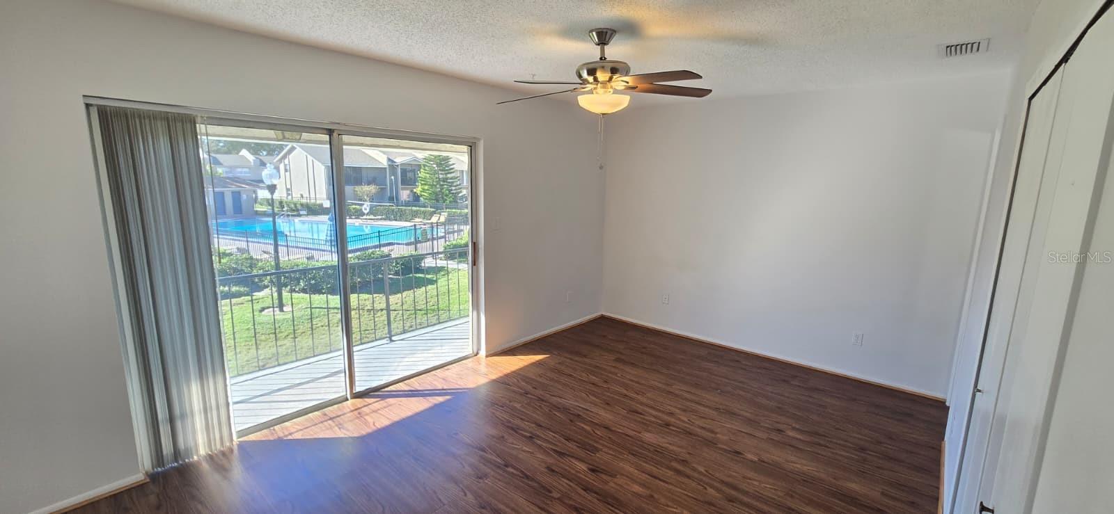 Image 14 of 32 For 824 Town Circle 101