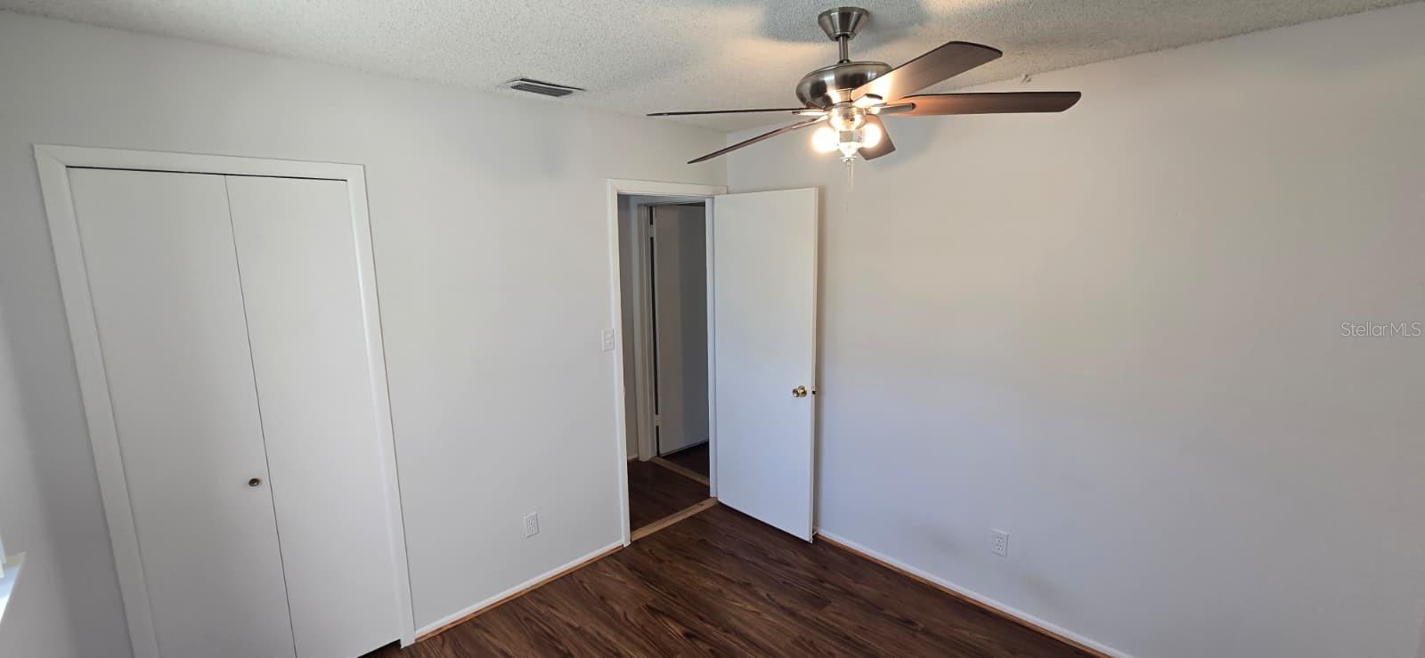 Image 18 of 32 For 824 Town Circle 101