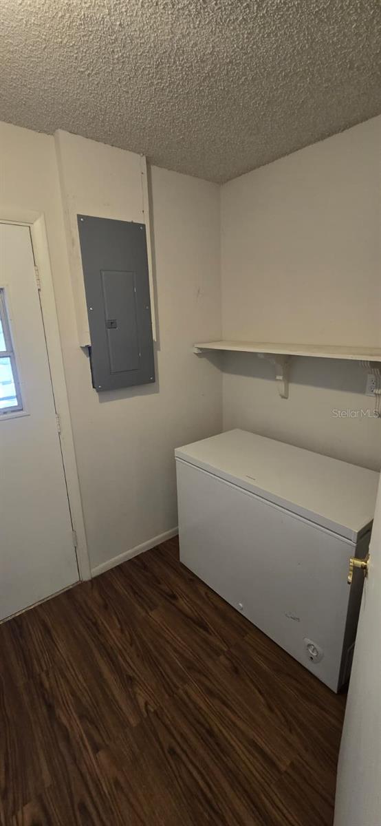 Image 23 of 32 For 824 Town Circle 101