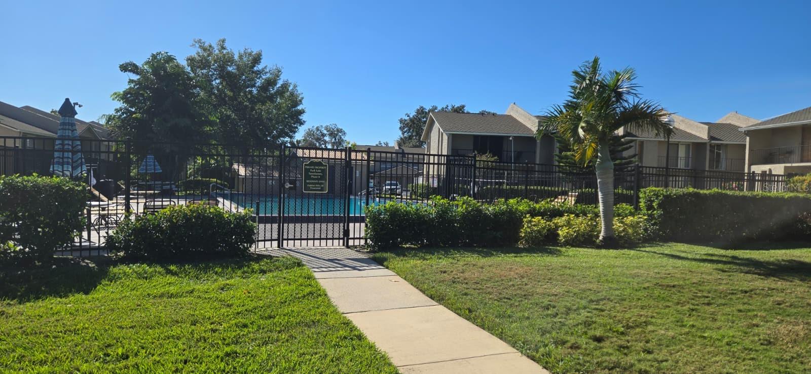 Image 27 of 32 For 824 Town Circle 101