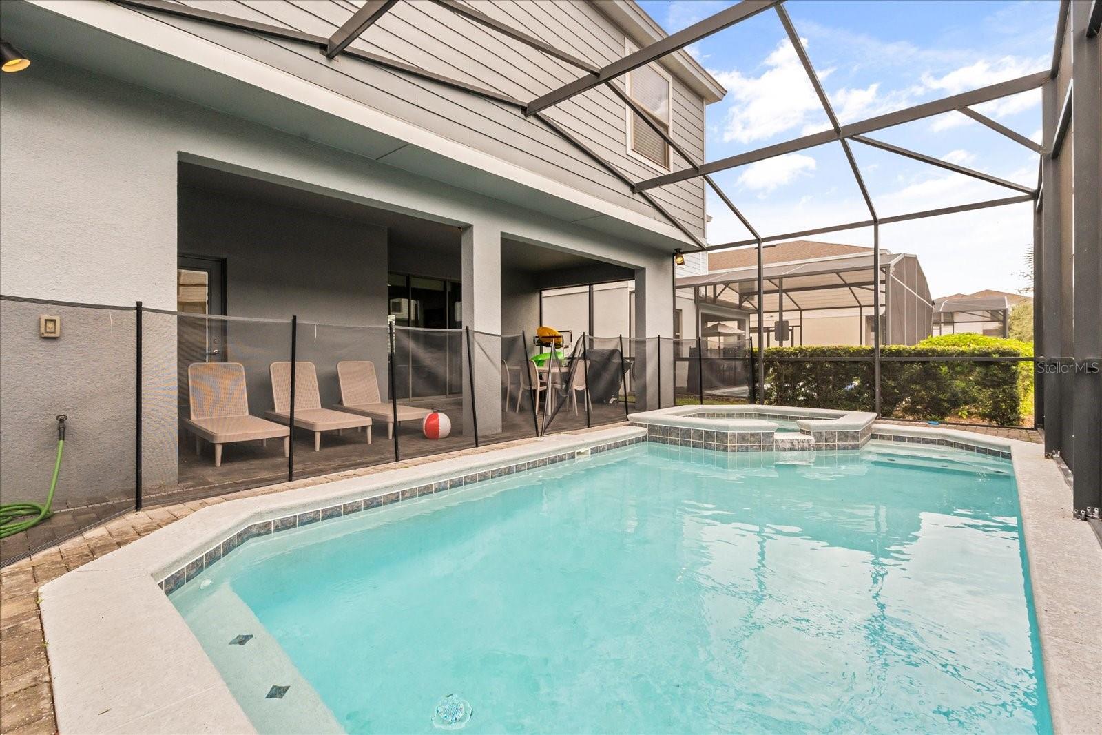 Image 34 of 40 For 8908 Prague Way