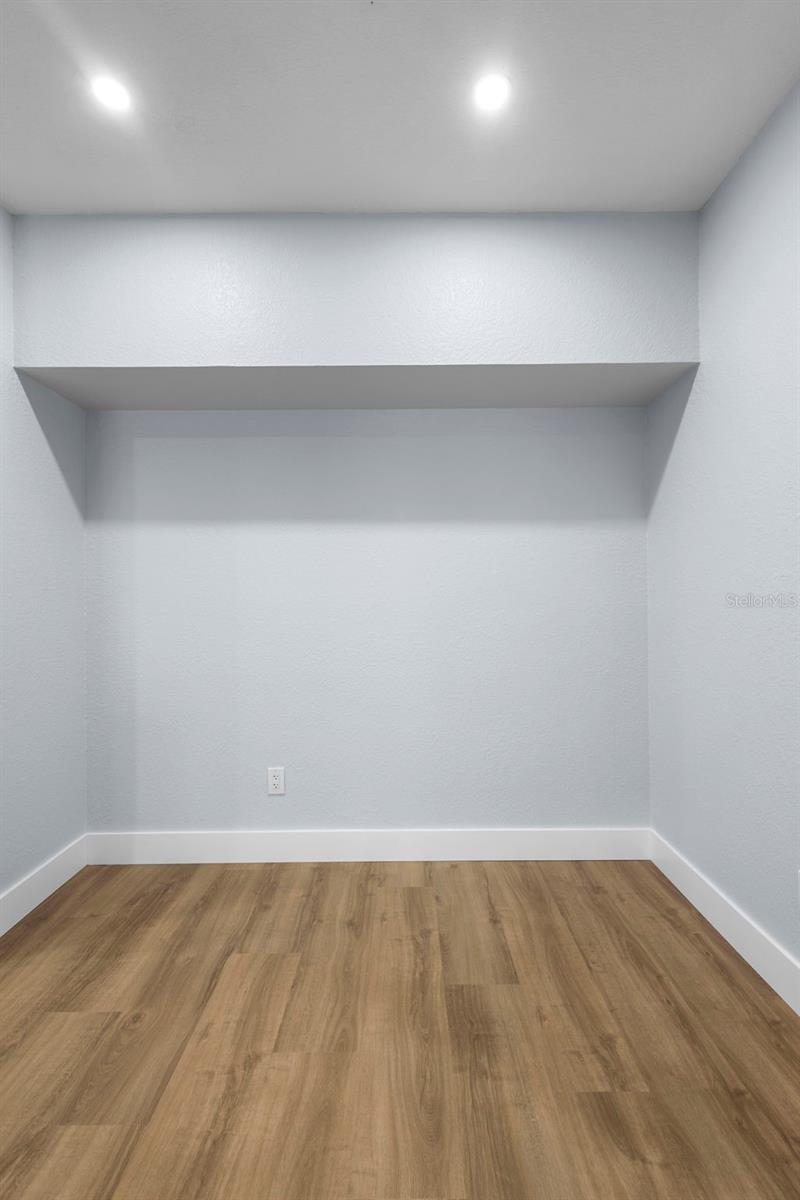 Image 14 of 46 For 822 Camargo Way 307