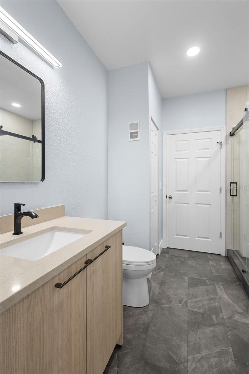 Image 18 of 46 For 822 Camargo Way 307